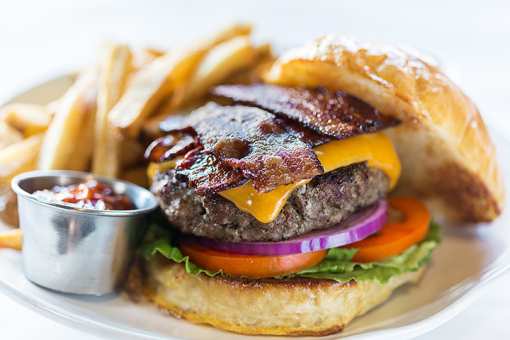 The 8 Best Burgers in Arkansas!