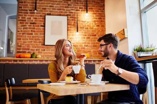The 9 Best First Date Locations in Arkansas!