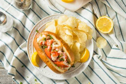 5 Best Lobster Rolls in Arizona!