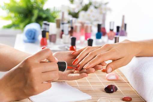The 9 Best Nail Salons in Arizona!
