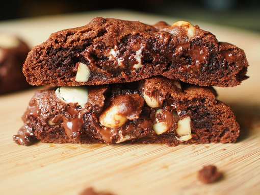 10 Best Cookie Places in California!