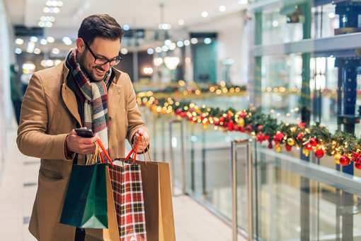 10 Best Holiday Shopping Destinations in Colorado