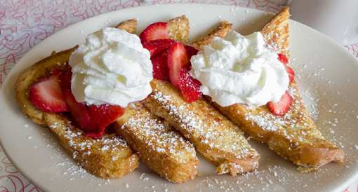 10 Best Places for French Toast in Connecticut!