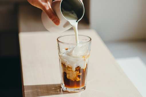 10 Best Spots for Iced Coffee in Connecticut!