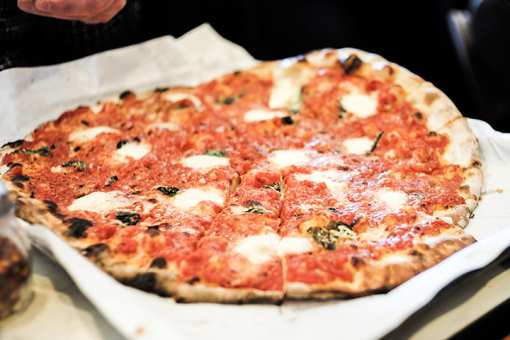 Best Pizza in Connecticut: Our 10 Favorites!