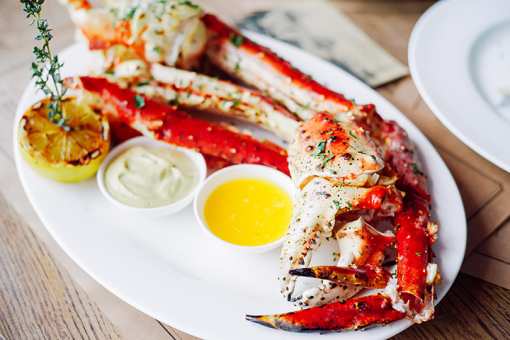 The 10 Best Places for Crab in Delaware!