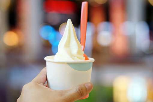 10 Best Frozen Yogurt Places in Delaware!