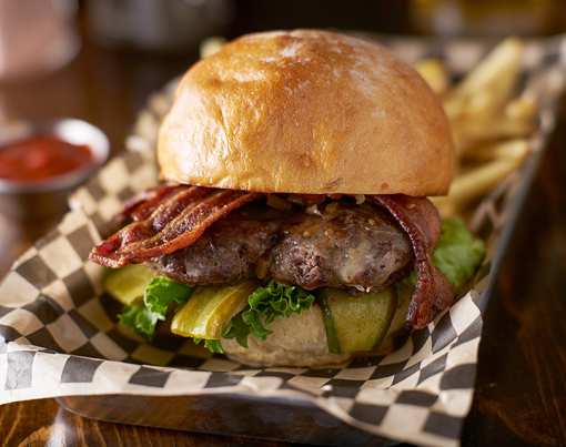 The 7 Best Burgers in Hawaii!