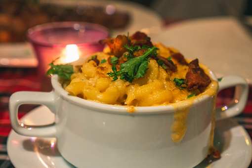 6 Best Places for Mac and Cheese in Hawaii!