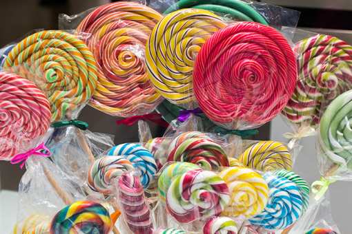 The 9 Best Candy Shops in Iowa!