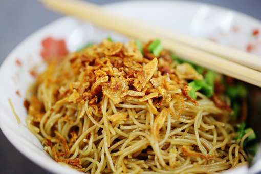 The 8 Best Noodle Places in Iowa!