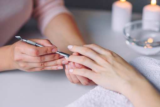 The 6 Best Nail Salons in Idaho!