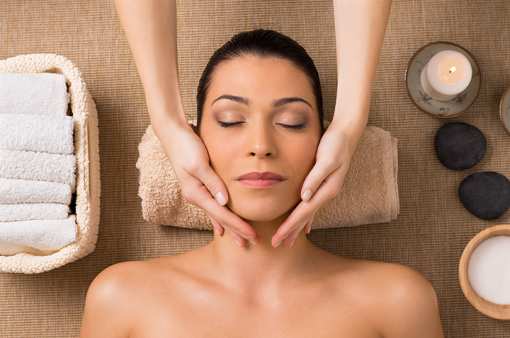 10 Best Facial Services in Illinois!