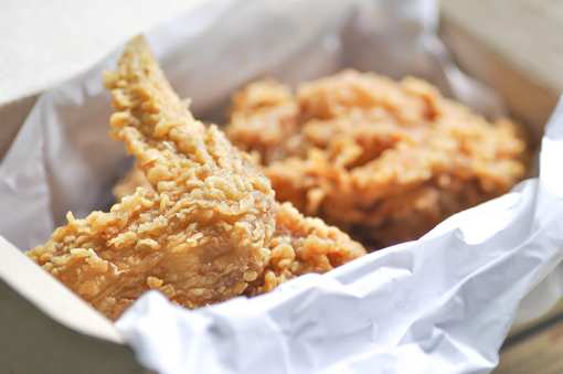 The 10 Best Places for Fried Chicken in Illinois!
