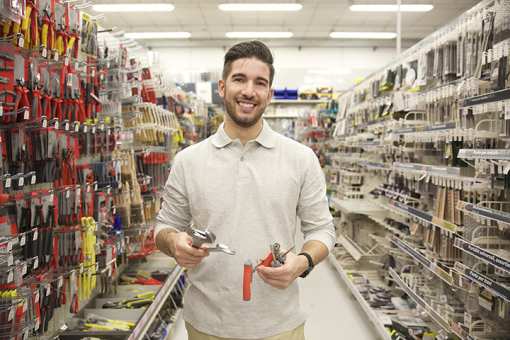 The 9 Best Hardware Stores in Illinois!