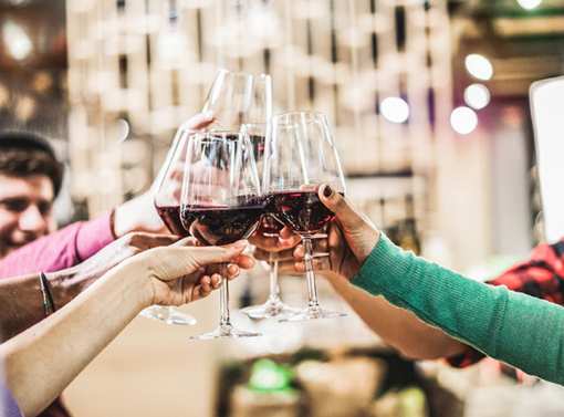 The 9 Best Wineries in Illinois!