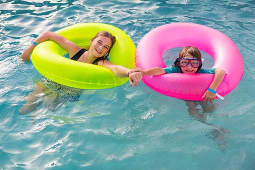 10 Best Public Swimming Pools in Indiana!