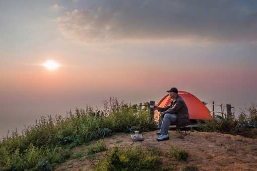 The 10 Best Camping Spots in Kansas!