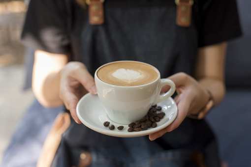 7 Coolest Coffee Shops in Kansas!