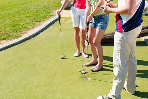 The 7 Best Mini Golf Courses in Kansas!