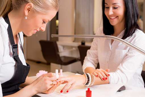 The 9 Best Nail Salons in Kansas!