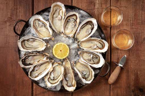 8 Best Places for Oysters in Kansas!