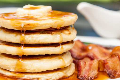 8 Best Pancake Places in Kansas 