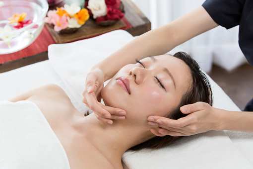 10 Best Facial Services in Massachusetts!