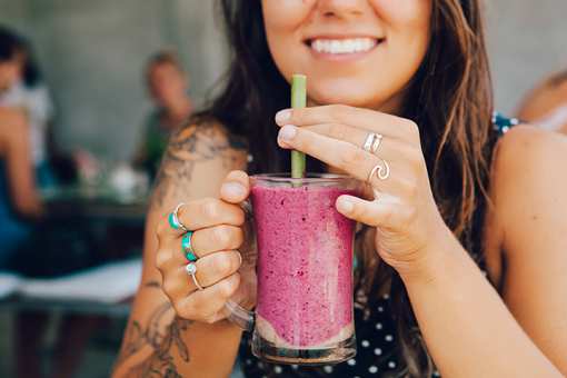 The 7 Best Spots for Smoothies in Massachusetts!