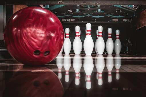 10 Best Bowling Alleys in Maryland!