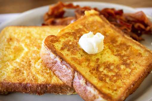 10 Best Places for French Toast in Maryland!