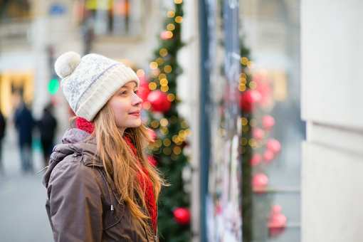 The 13 Best Holiday Shopping Destinations in Maryland!