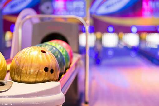 10 Best Bowling Alleys in Maine!