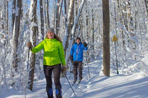 10 Best Places for Cross Country Skiing in Maine!