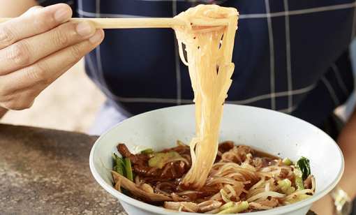 The 8 Best Spots for Noodles in Maine!