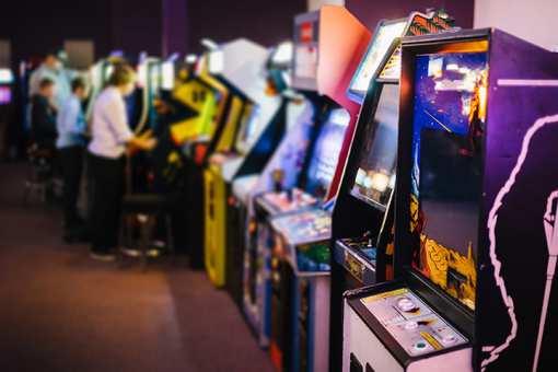 10 Best Arcades in Michigan!