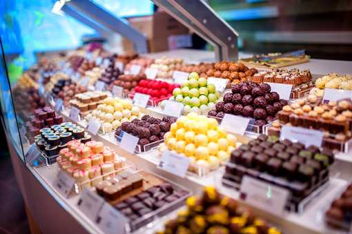 The 8 Best Candy Shops in Michigan!