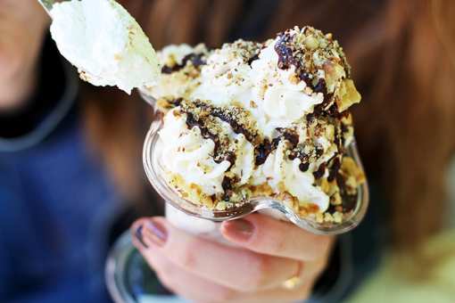The 9 Best Ice Cream Parlors in Minnesota!
