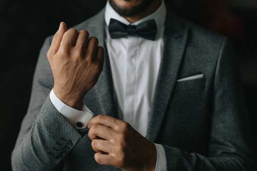 10 Best Tuxedo Shops in Missouri!