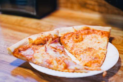 Best Pizza in Mississippi: Our 7 Favorites!