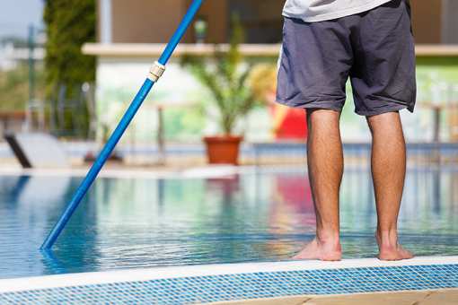 10 Best Pool Cleaning and Maintenance Services in Mississippi!