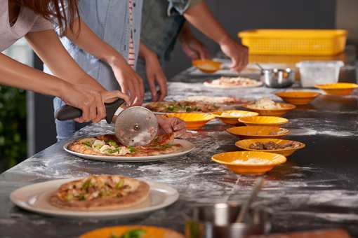 The 6 Best Cooking Classes in North Carolina!
