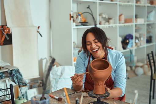 5 Best Paint Your Own Pottery Studios in Nebraska!