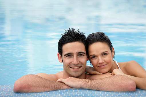 10 Best Hotels and Resorts for Couples in Nebraska!