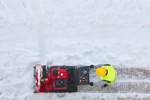 10 Best Snow Removal Services in Nebraska!