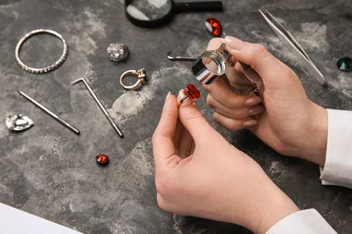10 Best Jewelers in New Hampshire!