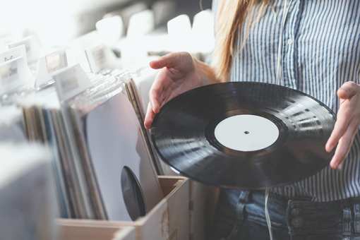 The 7 Best Record Stores in New Hampshire!