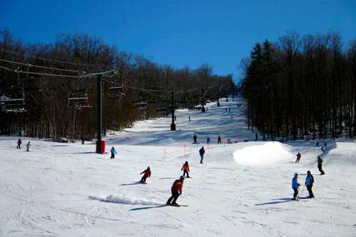 The 10 Best Skiing Spots in New Hampshire!