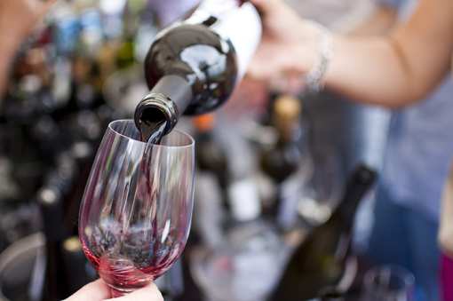 8 Best Wine Bars in New Hampshire!