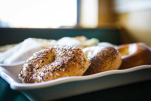 Nevada's Best Bagel Shops to Visit in 2024!